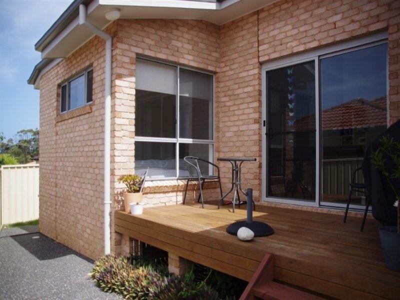 12A Mistral Place, Old Bar NSW 2430