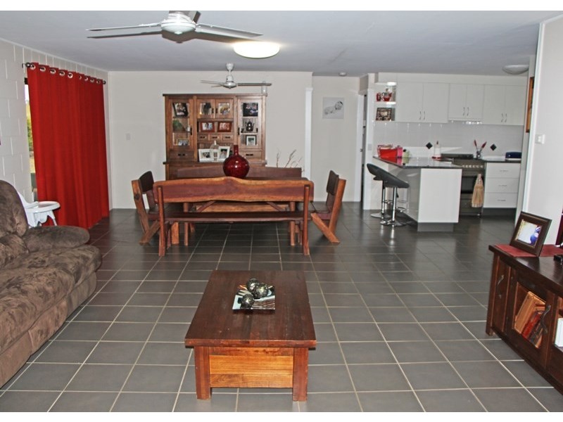 19 Moriarty Street, Banana QLD 4702