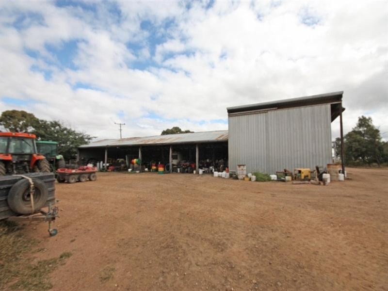 “Broadlea” Watsons Road, Theodore QLD 4719