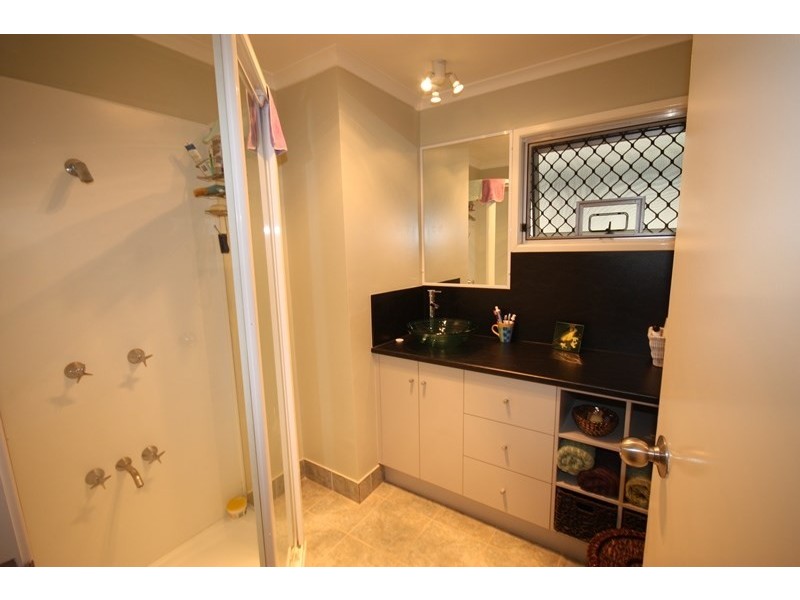 13 Paroz Crescent, Biloela QLD 4715