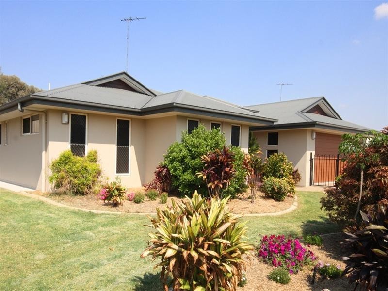 40 Paroz Crescent, Biloela QLD 4715