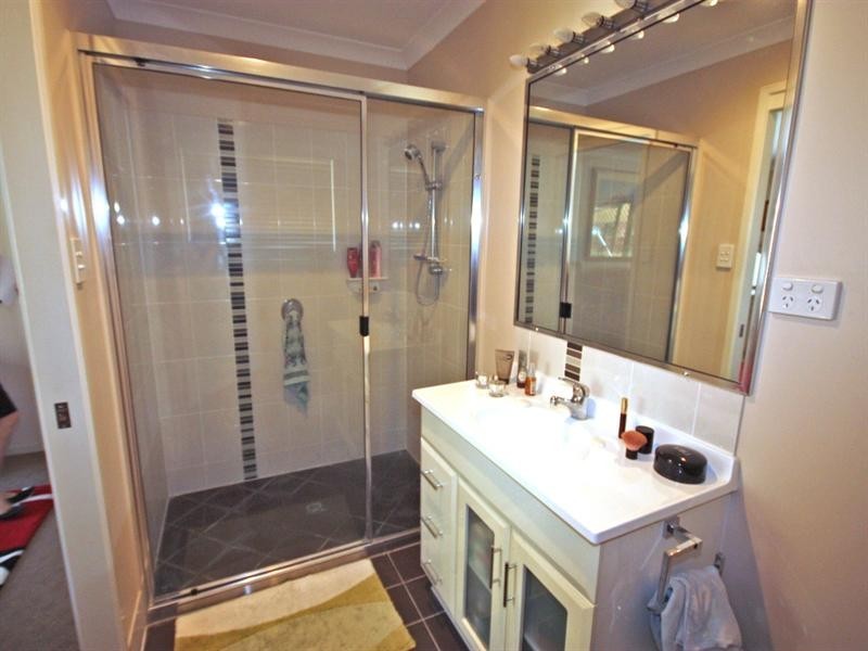 40 Paroz Crescent, Biloela QLD 4715