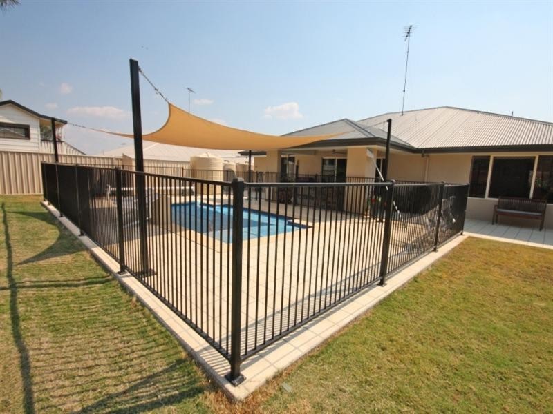 40 Paroz Crescent, Biloela QLD 4715