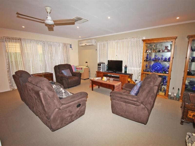 27 Cooper Street, Biloela QLD 4715