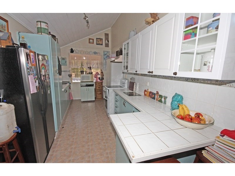 470 Lake Pleasant Road, Goovigen QLD 4702