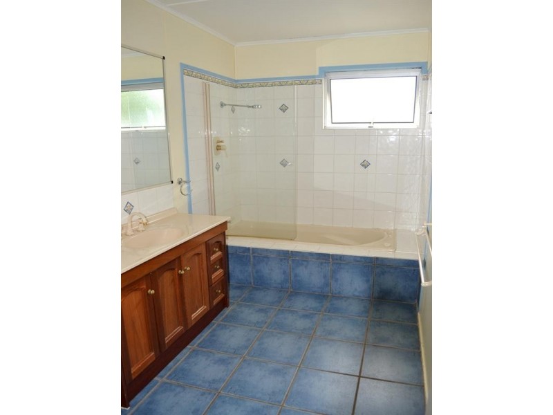 8 Castle Street, Biloela QLD 4715