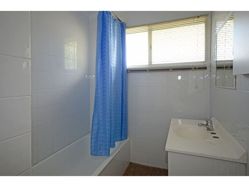 10 Dee Street, Biloela QLD 4715