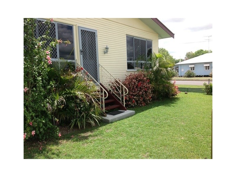 22 Kariboe Street, Biloela QLD 4715