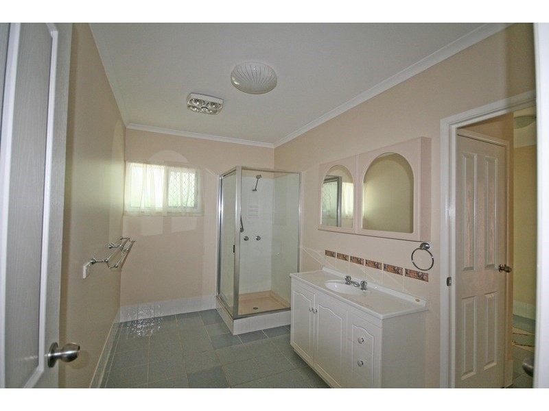 22 Kariboe Street, Biloela QLD 4715