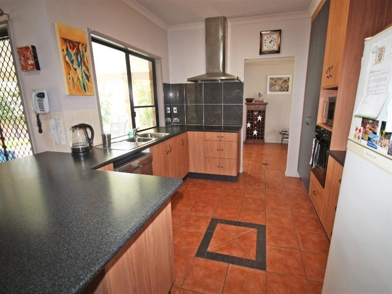 10 Ebony Way, Biloela QLD 4715