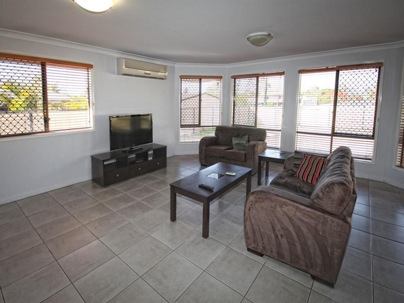 33 Paroz Crescent, Biloela QLD 4715