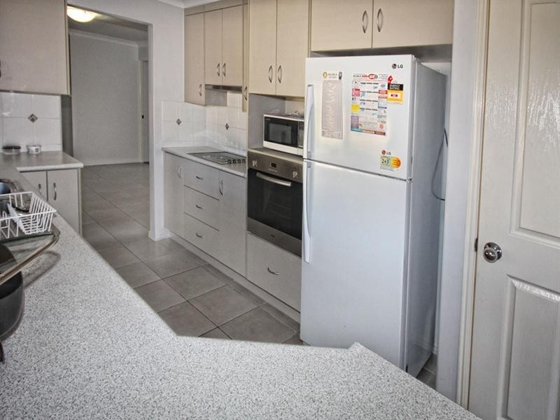 33 Paroz Crescent, Biloela QLD 4715