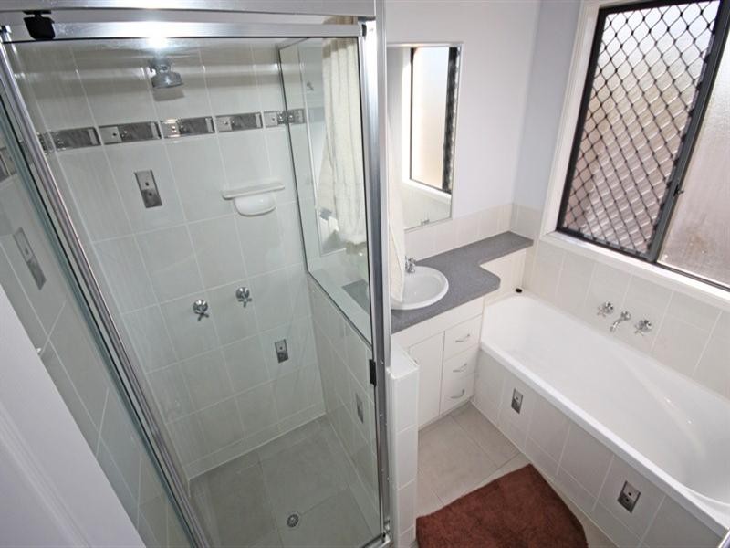 33 Paroz Crescent, Biloela QLD 4715