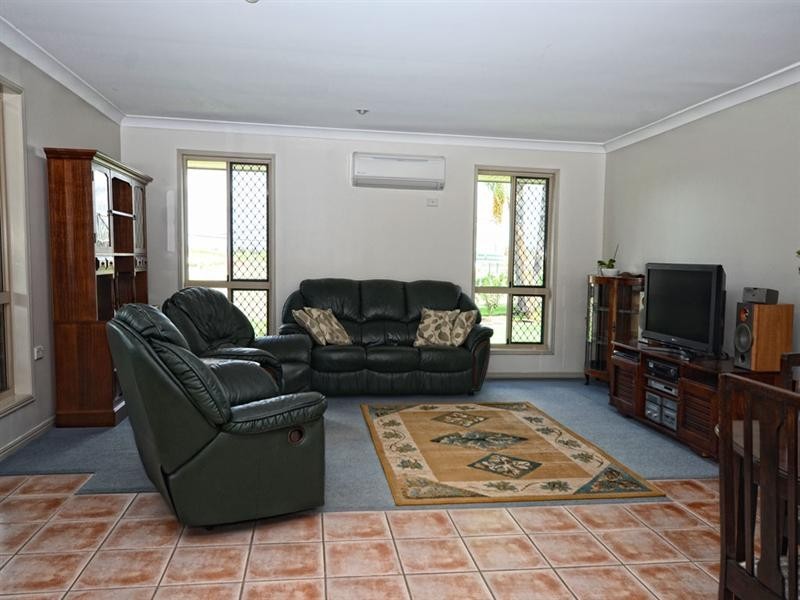 28 Alexandra Avenue, Biloela QLD 4715