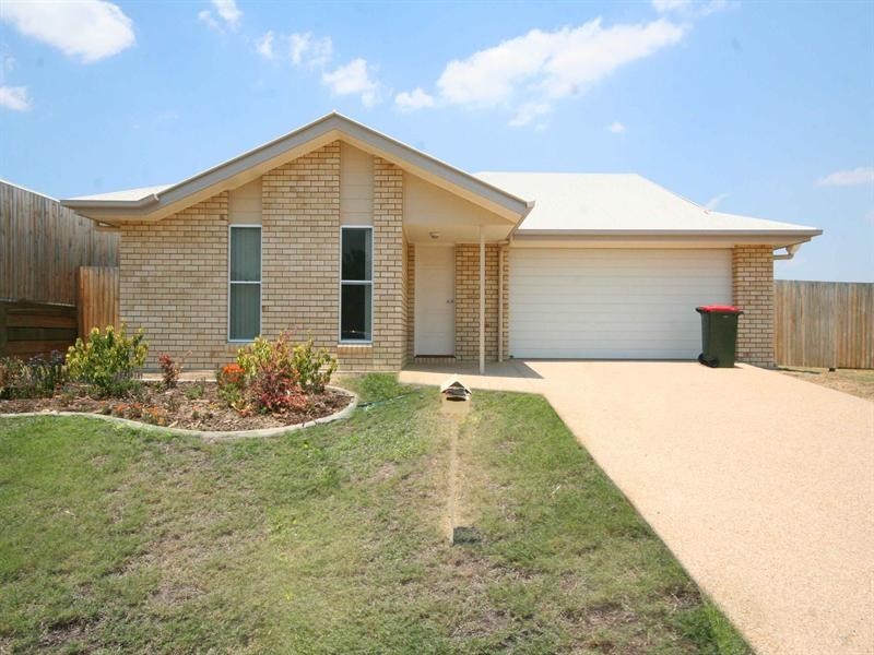 8 Panorama Drive, Biloela QLD 4715