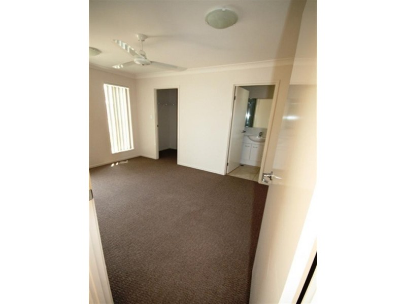 8 Panorama Drive, Biloela QLD 4715