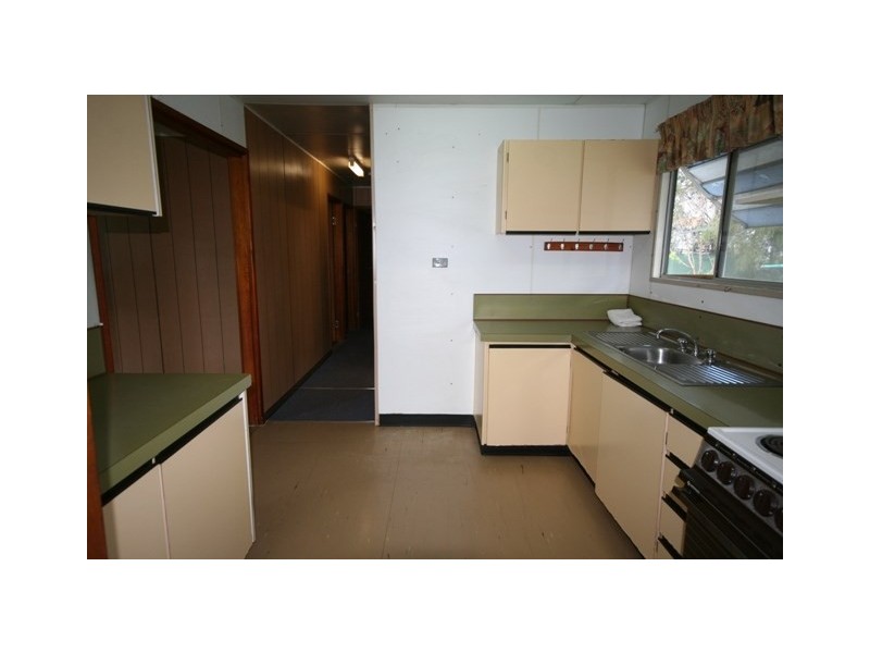 11 Exhibition Avenue, Biloela QLD 4715