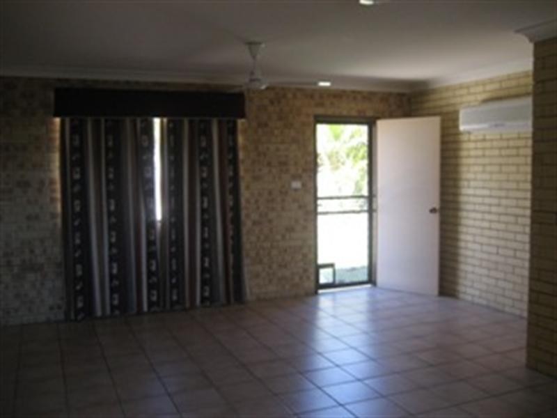 2/3 Gallagher Court, Biloela QLD 4715