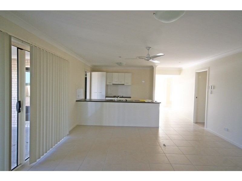 6 Halberstater Close, Biloela QLD 4715