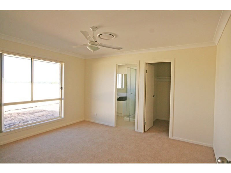 6 Halberstater Close, Biloela QLD 4715