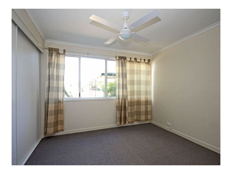 4 Raglan Street, Biloela QLD 4715