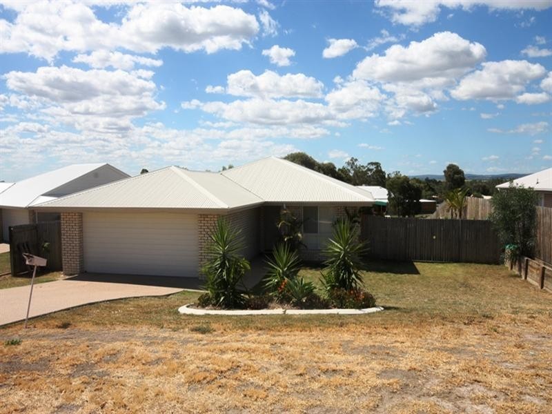 39 Panorama Drive, Biloela QLD 4715