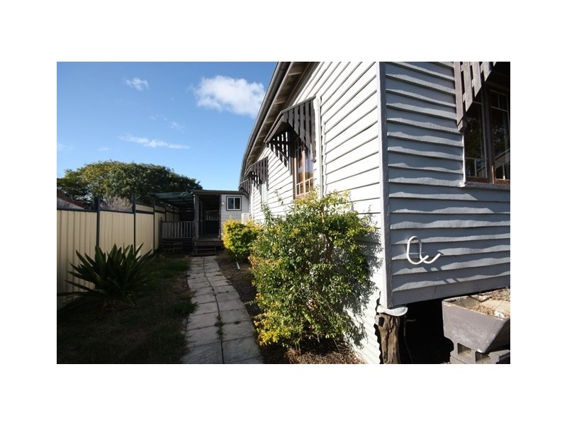 90 Kariboe Street, Biloela QLD 4715