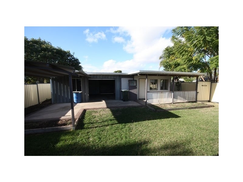 90 Kariboe Street, Biloela QLD 4715