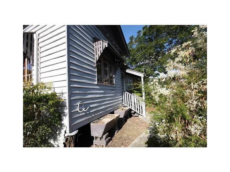 90 Kariboe Street, Biloela QLD 4715