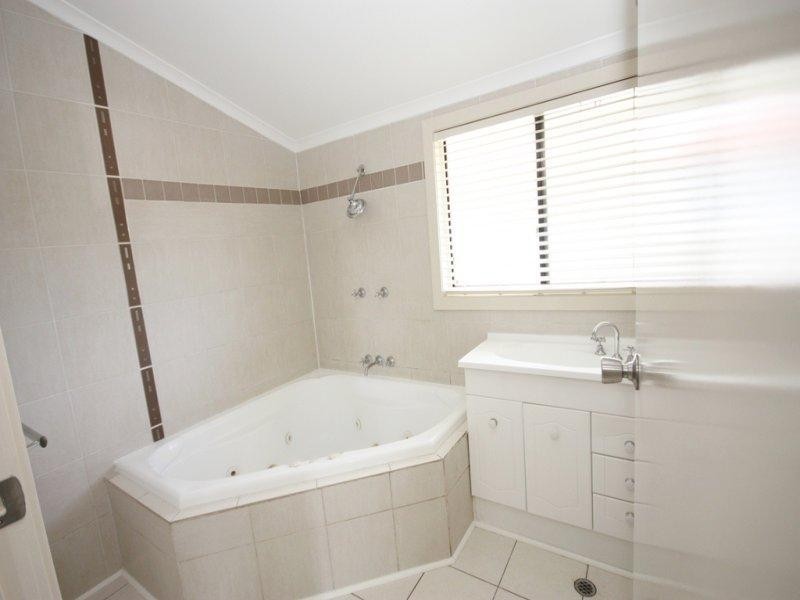 38 Grevillea Street, Biloela QLD 4715