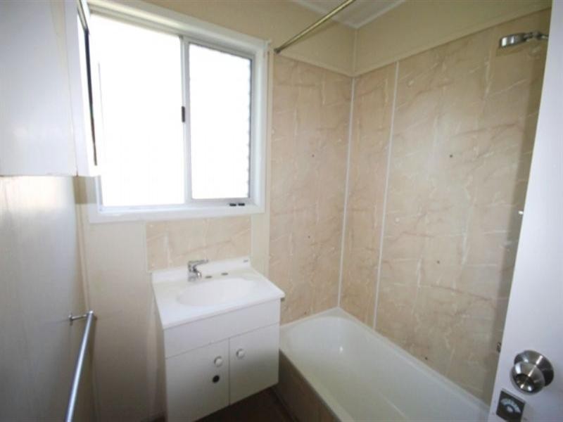 23 Neville Street, Biloela QLD 4715