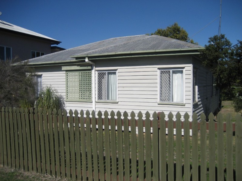 41 Grevillea Street, Biloela QLD 4715