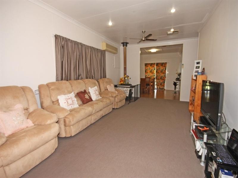 103 Grevillea Street, Biloela QLD 4715