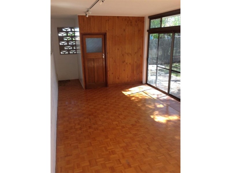 102 Kariboe Street, Biloela QLD 4715