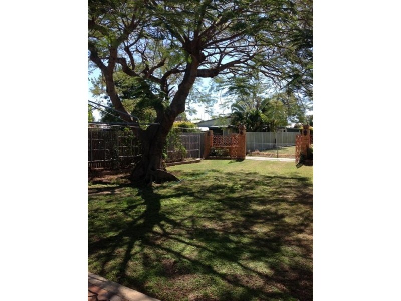 102 Kariboe Street, Biloela QLD 4715