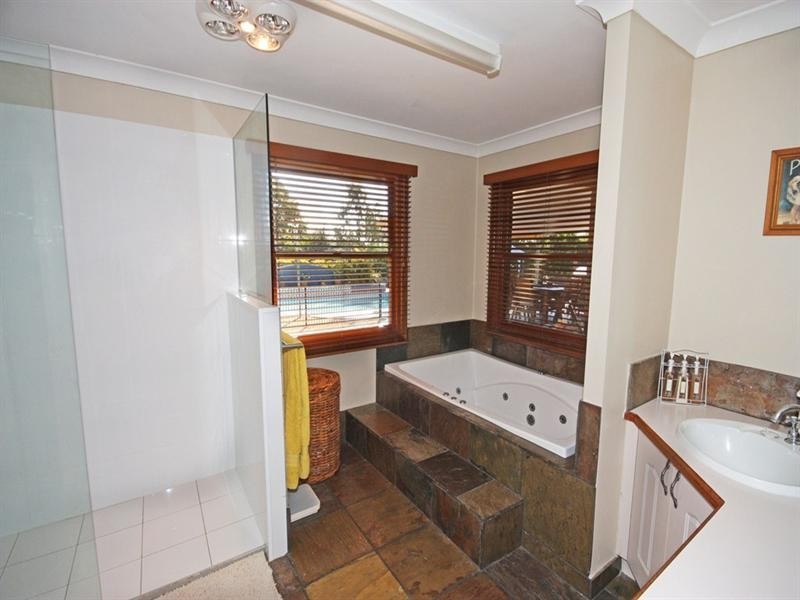 131 Saras Lane, Biloela QLD 4715