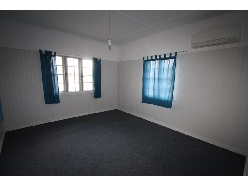 82 Bell Street, Biloela QLD 4715