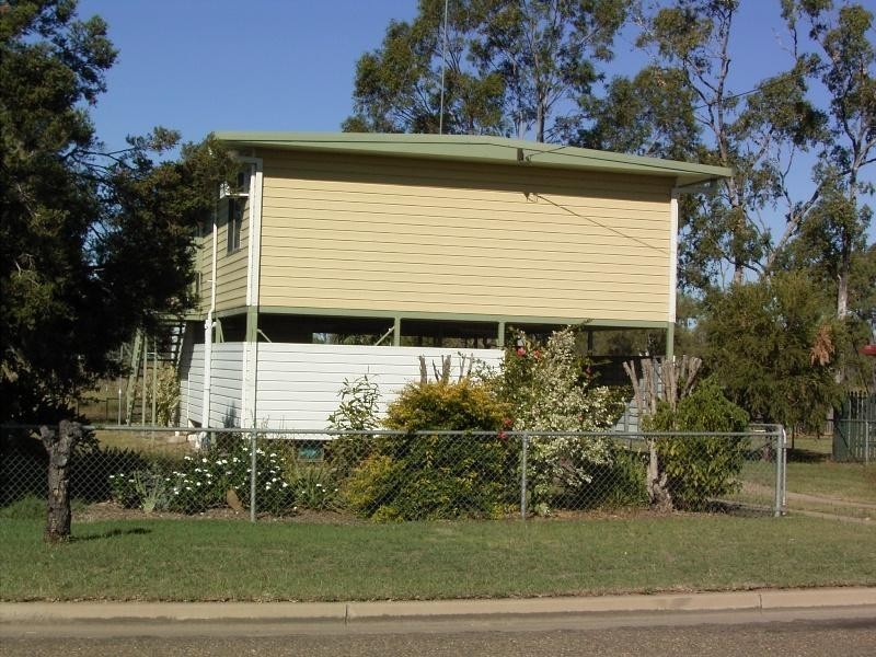 33 Joe Kooyman Drive, Biloela QLD 4715