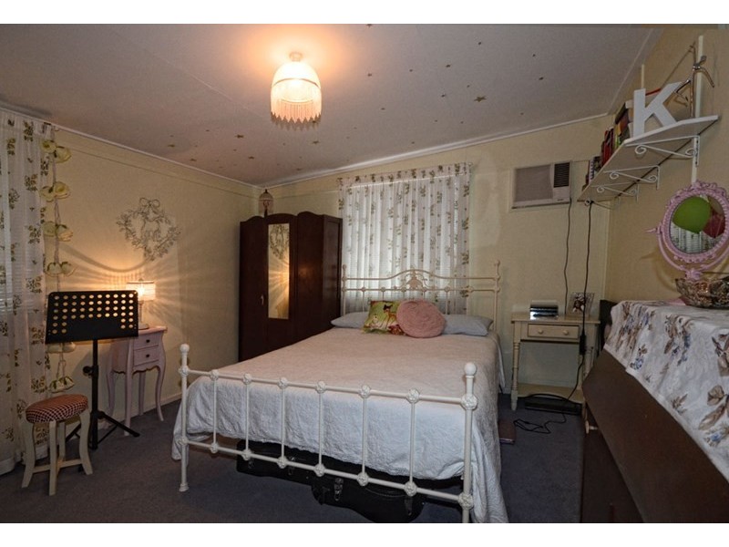 23 Rainbow Street, Biloela QLD 4715