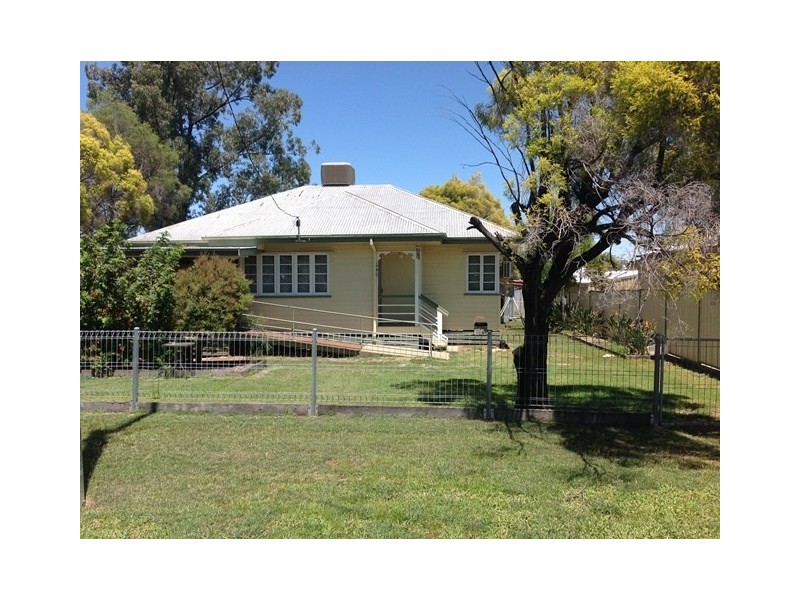 93 Kroombit Street, Biloela QLD 4715