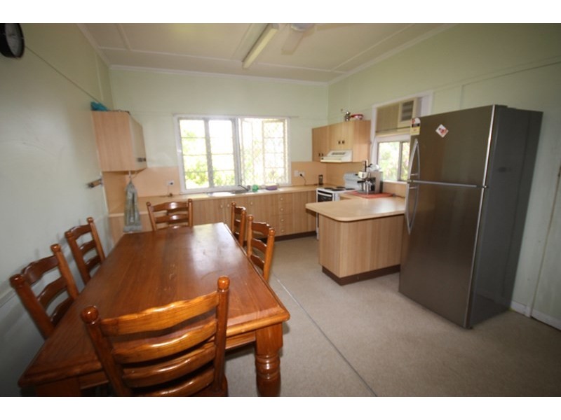 93 Kroombit Street, Biloela QLD 4715