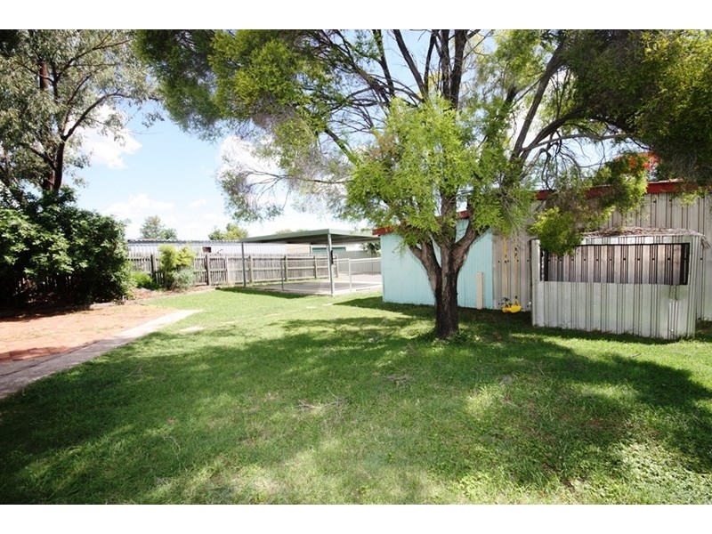93 Kroombit Street, Biloela QLD 4715
