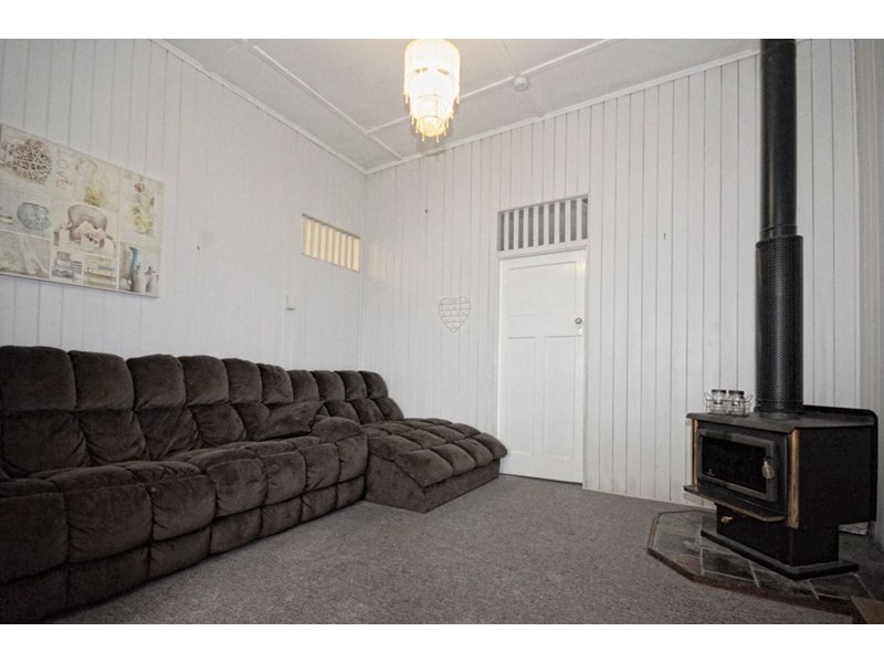 77 Grevillea Street, Biloela QLD 4715