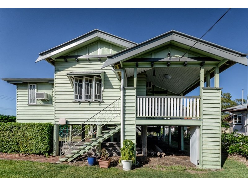 61 Bell Street, Biloela QLD 4715