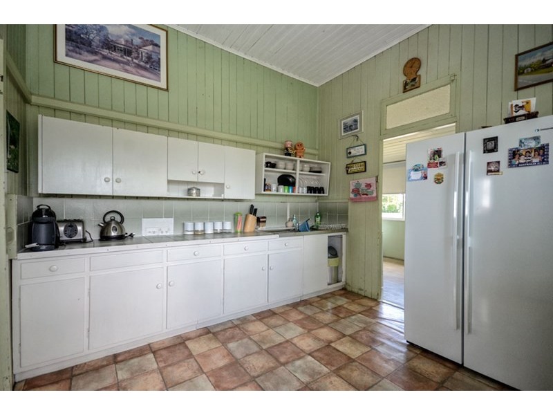 61 Bell Street, Biloela QLD 4715