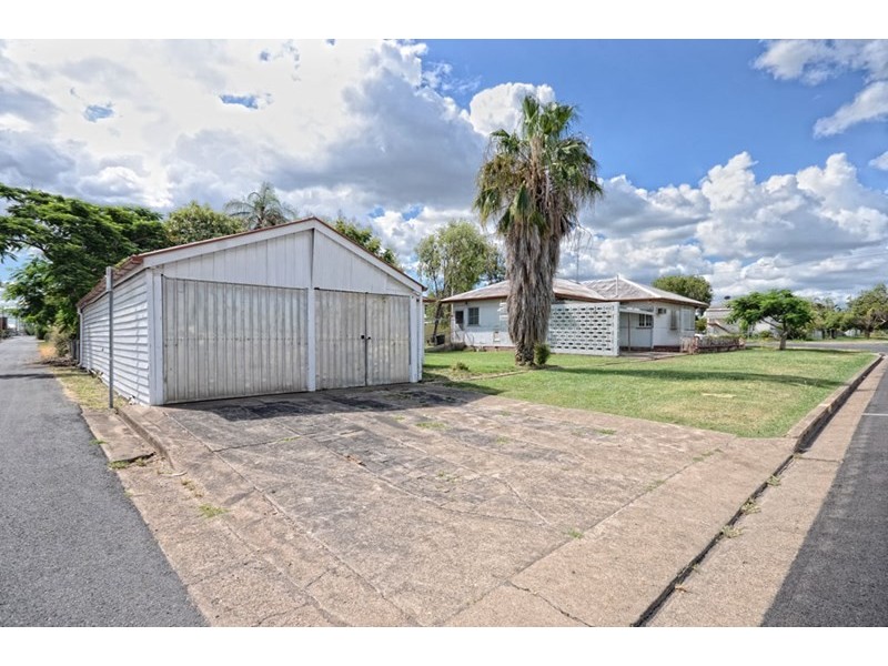 21 Grevillea Street, Biloela QLD 4715