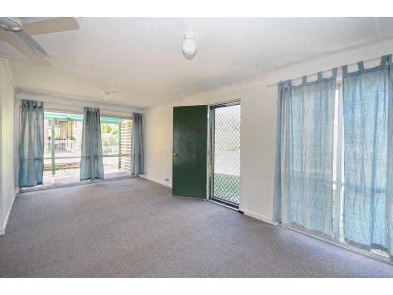 4 Raglan Street, Biloela QLD 4715