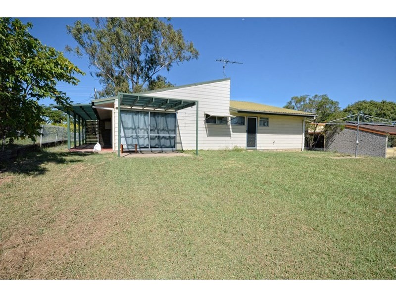 4 Raglan Street, Biloela QLD 4715