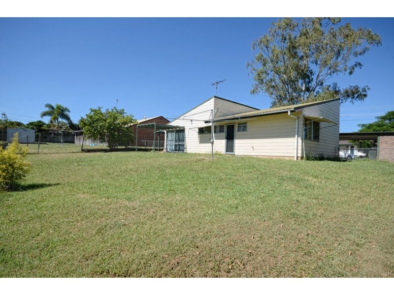 4 Raglan Street, Biloela QLD 4715