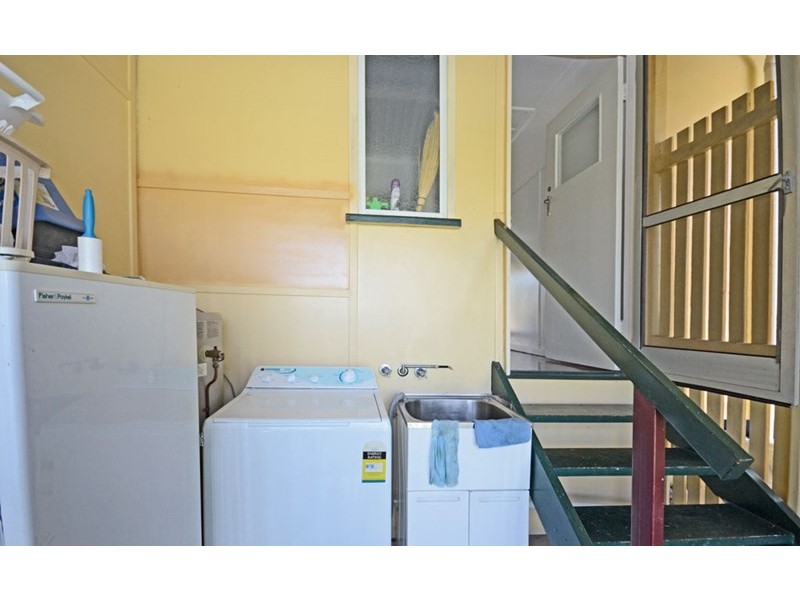 109 Kroombit Street, Biloela QLD 4715